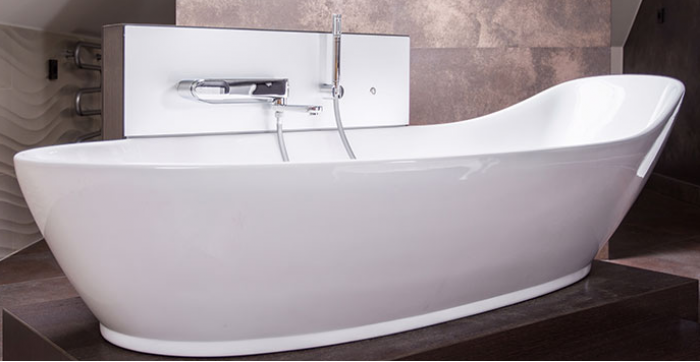 Spécialiste dans la rénovation de salle de bain de luxe conçu avec des matériaux haut de gamme. Baignoire, céramique, douche, marbre, robinet, lavabo